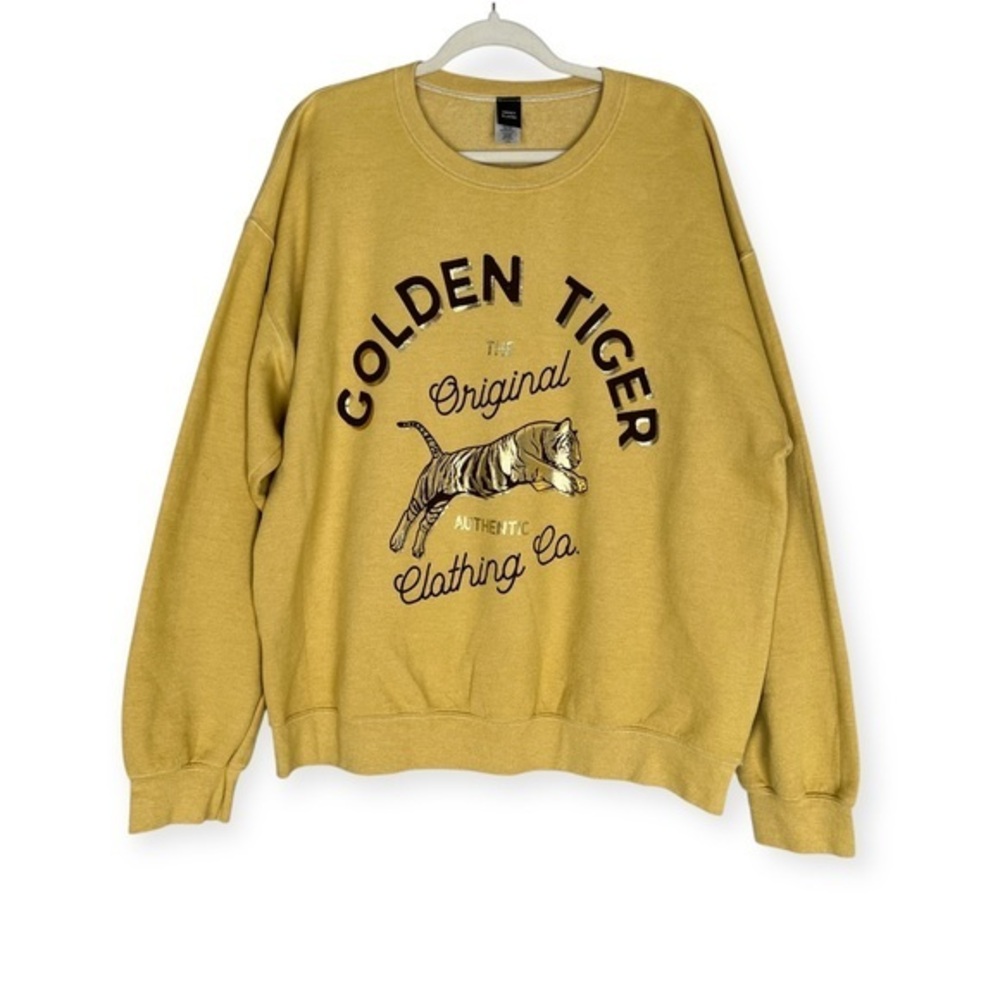 Sweet Claire Gold Foil Tiger Graphic Sweatshirt Sz L /‎ XL Slightly Oversized